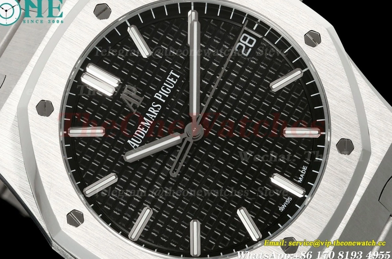 TKF Royal A4302 41mm Clone Super SS Black Dial 15500 Oak SS 0322